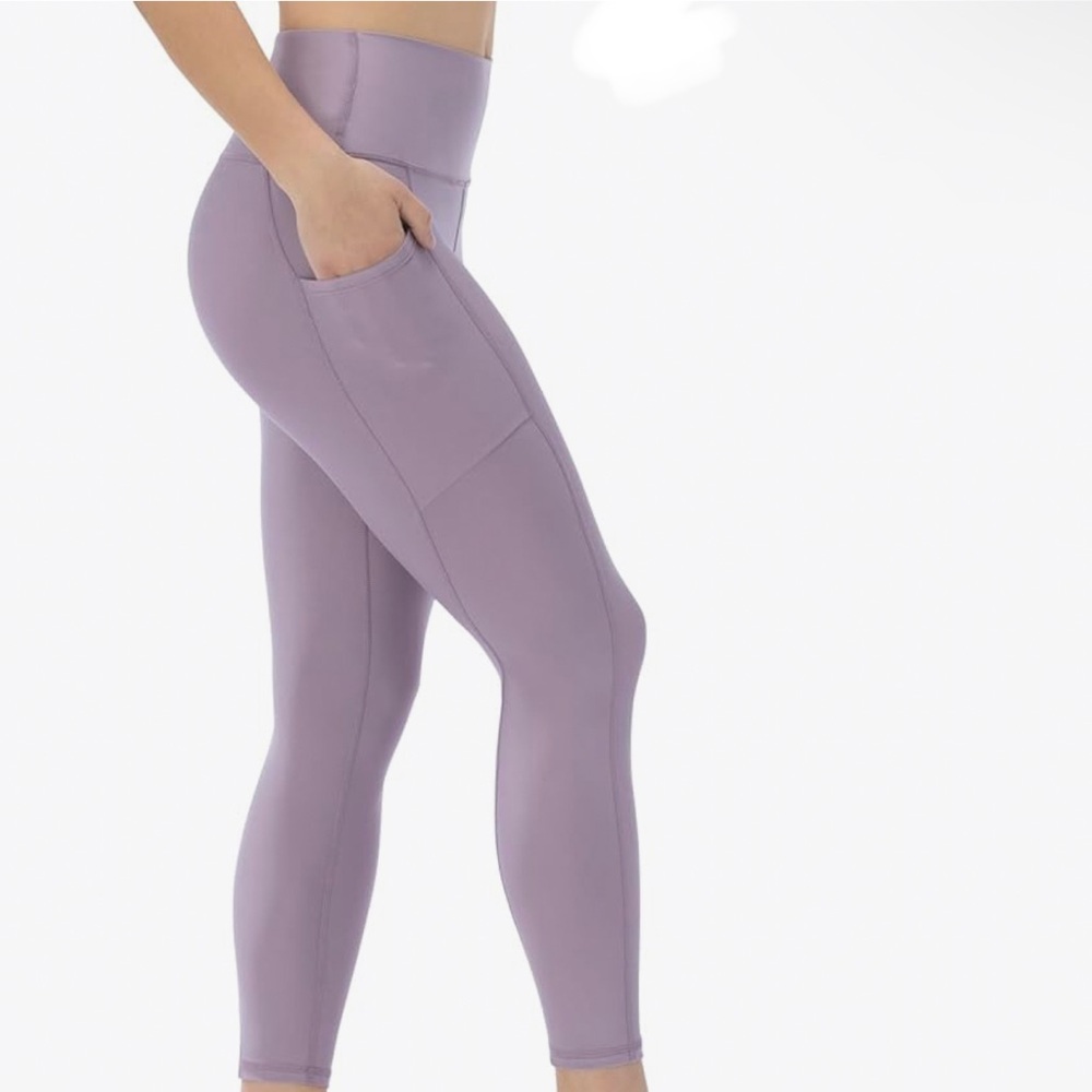 APANA Leggingpretty Lavender Color Long Double Side Pocket NWT